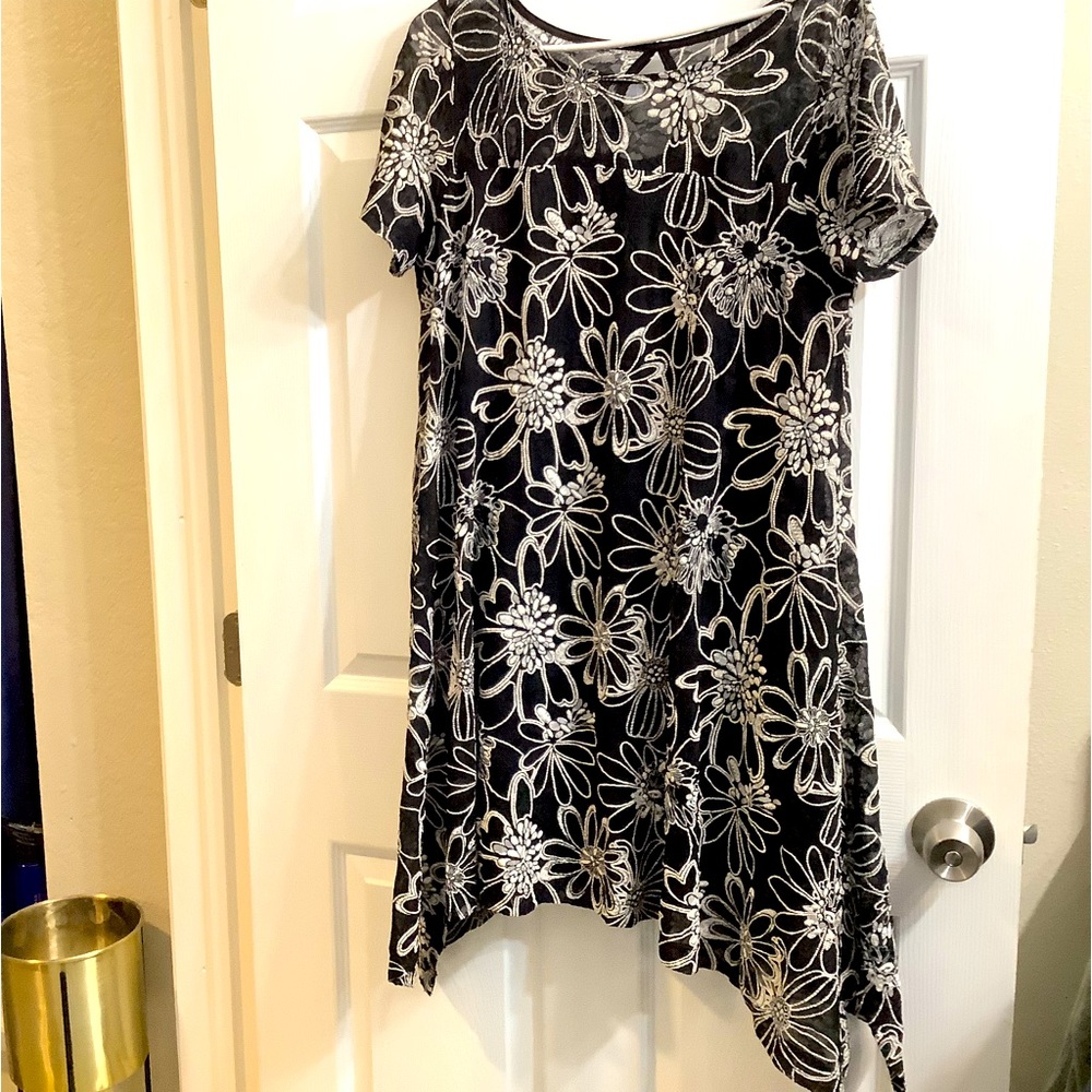 Black patterned floral mini dress